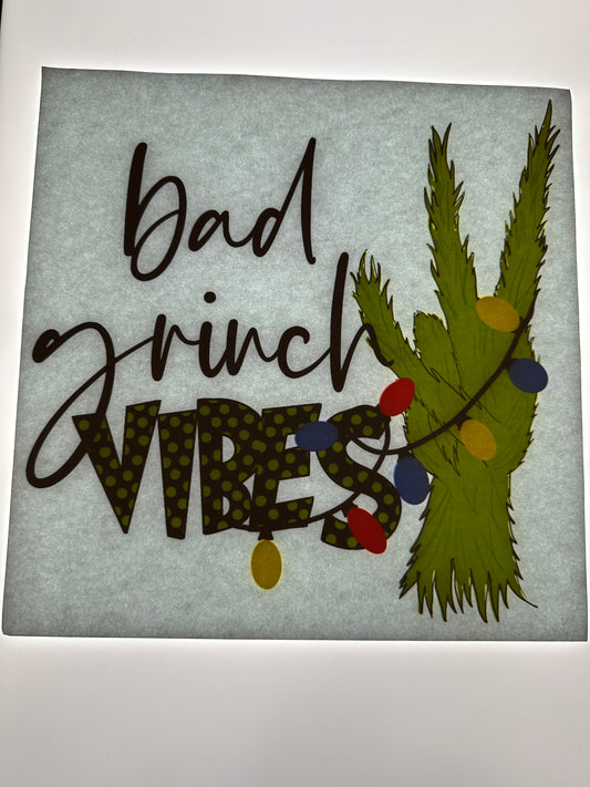 BAD GRINCH VIBES TRANSFER (MULTICOLORED)