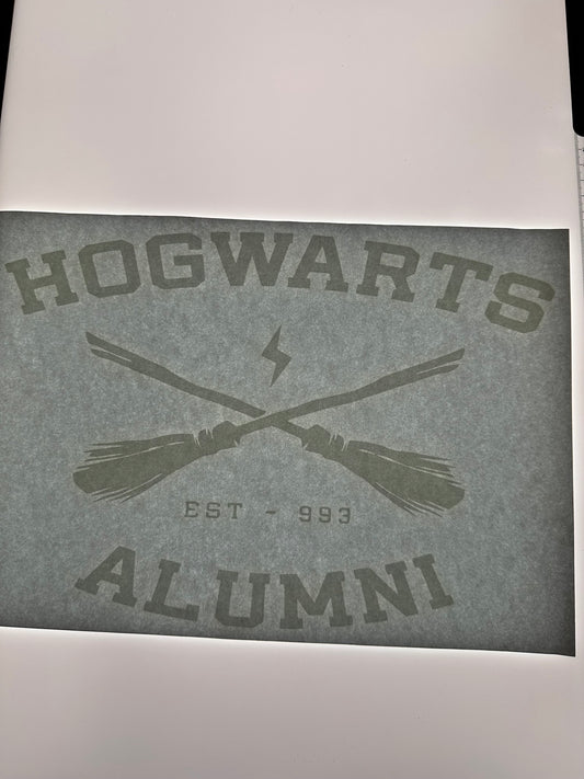 HOGWARTS ALUMNI TRANSFER (WHITE)